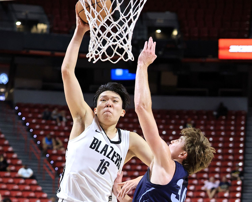 队记称开拓者捡漏杨瀚森:有首轮中段最高上限之一 与克林根互补