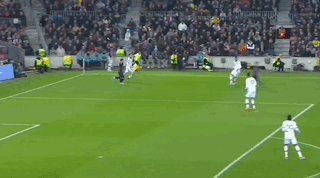 电竞比分网-【欧联杯】拉菲传射，拉师傅破门造乌龙，巴萨2-2曼联